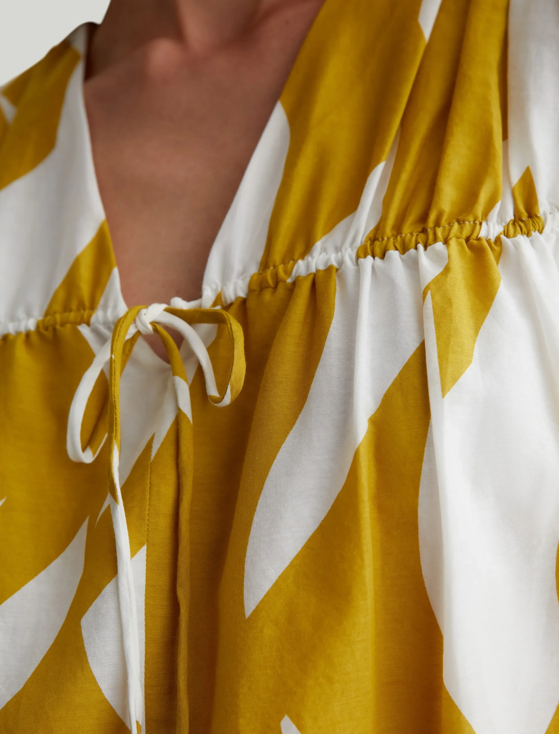 Women AG Jeans Ariella