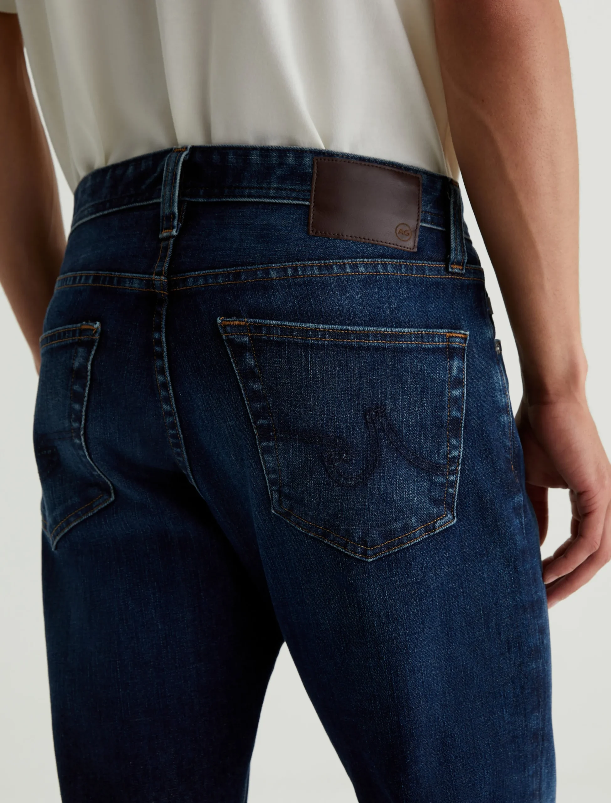 AG Jeans Clint 360°